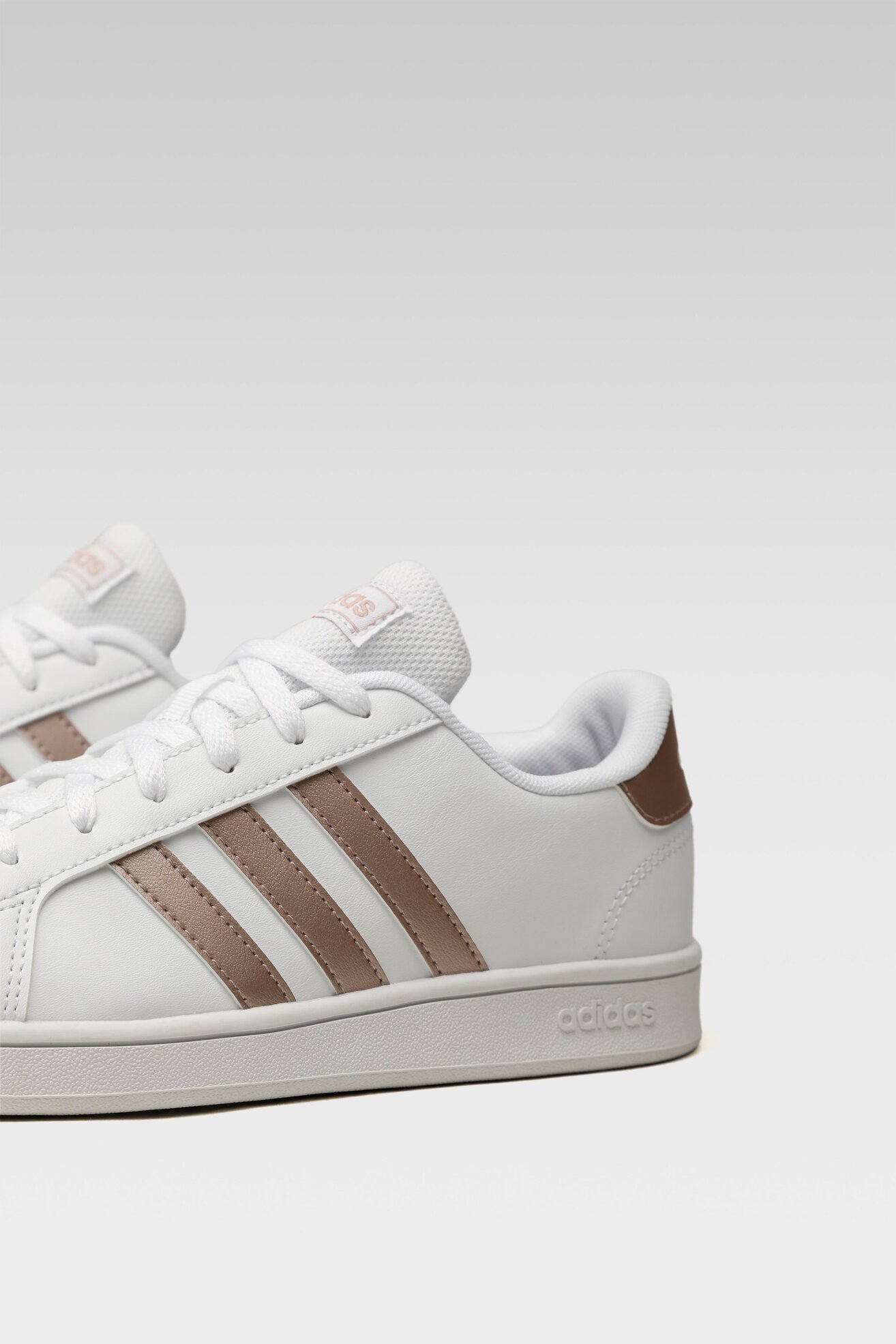 Obuwie sportowe adidas GRAND COURT K EF0101 Biały