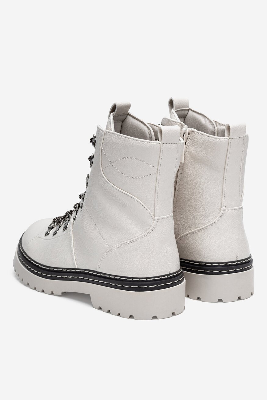 
                Боти Jenny Fairy БЕЖОВ - 5905588919285