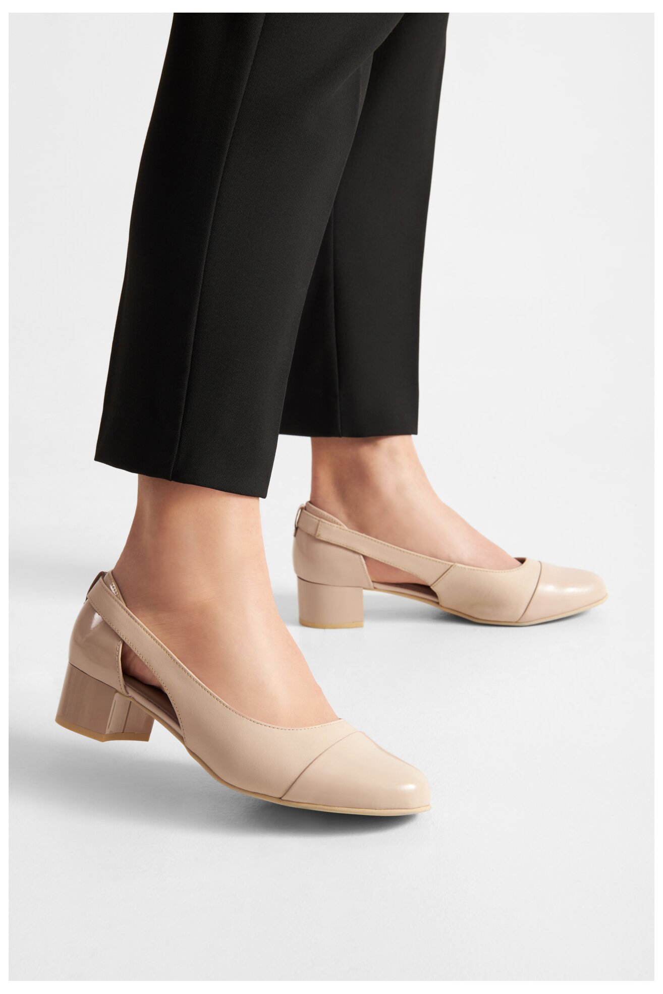 Körömcipő Lasocki WB-3064-07 BÉZS