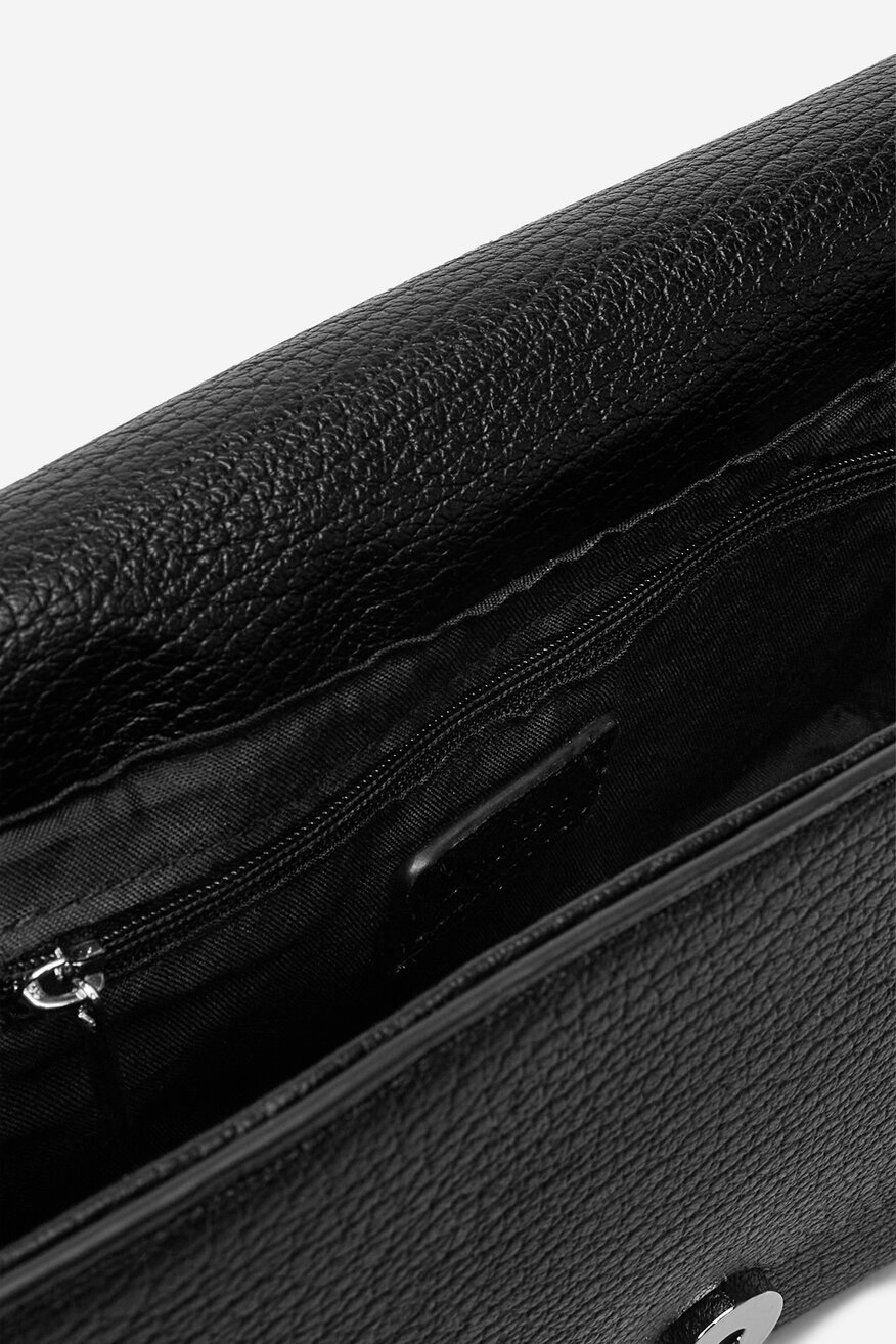 
                Сумка З Ремінцем DeeZee ЧОРНИЙ - 5904410897067