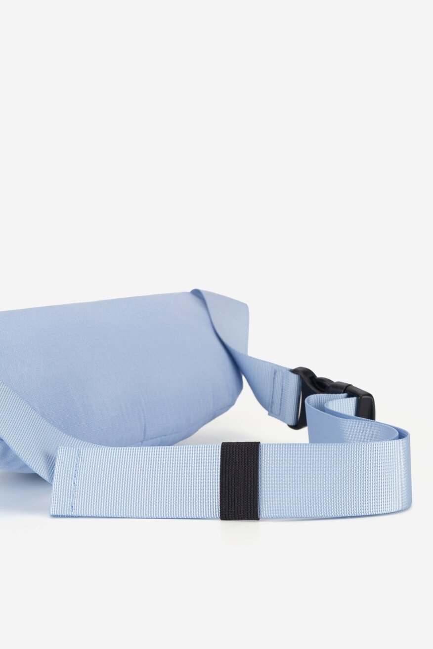 
                Kézitáska Reebok TÜRKIZ - 5905588361565