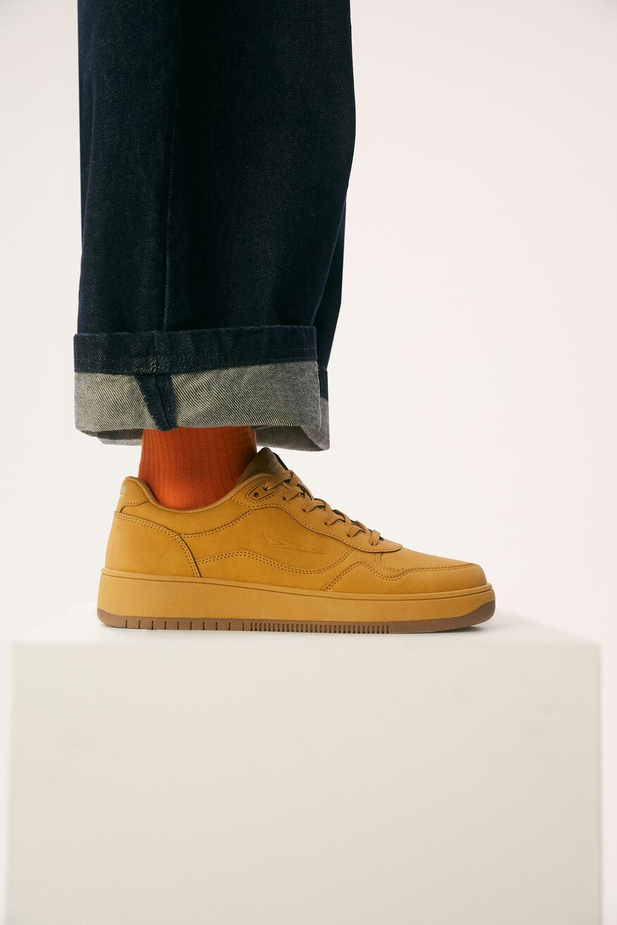 
                Спортни обувки Sprandi КАМЕЛ - 5904862946351