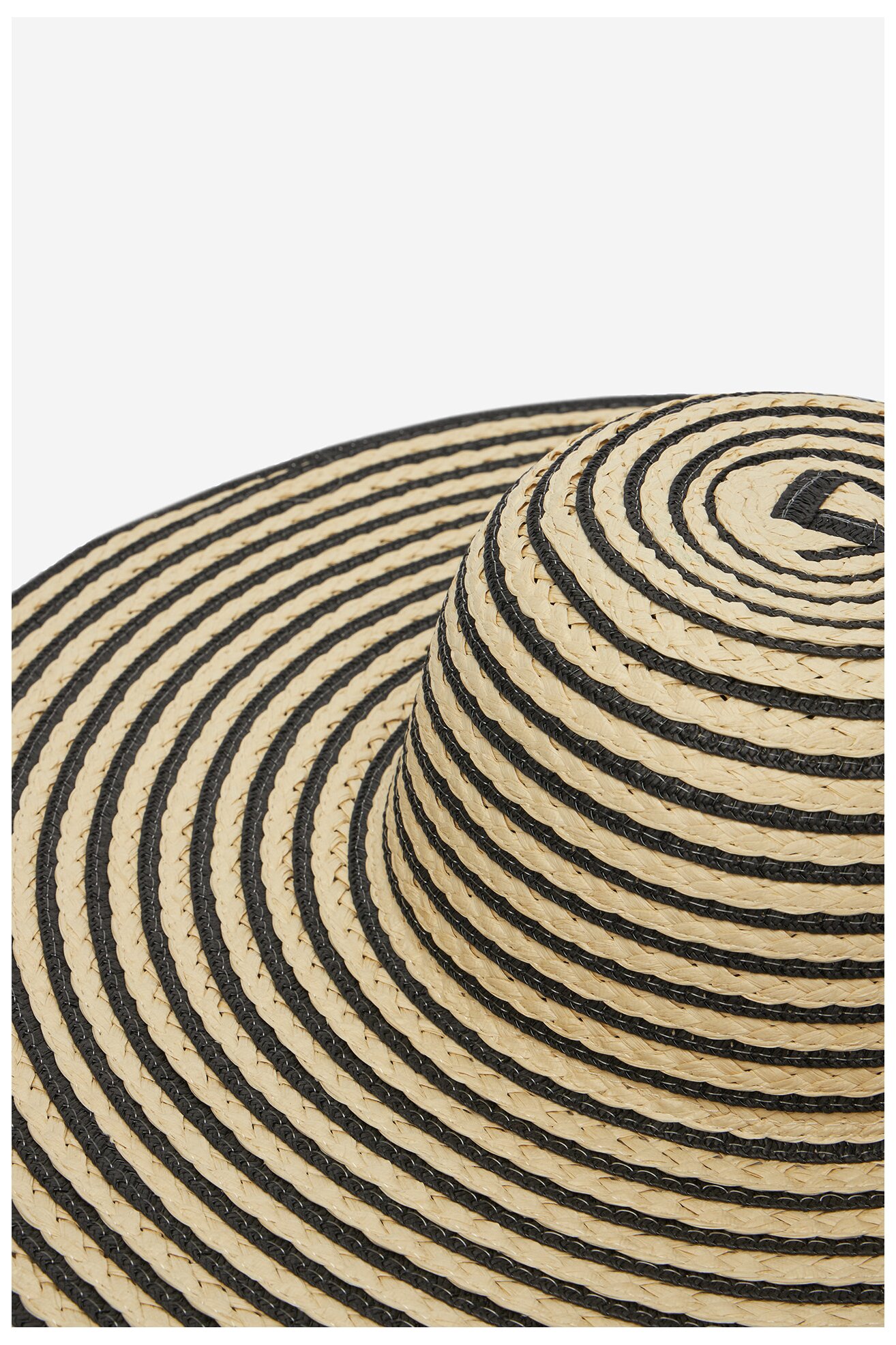 Дамска шапка DeeZee BL10 БЕЖОВ