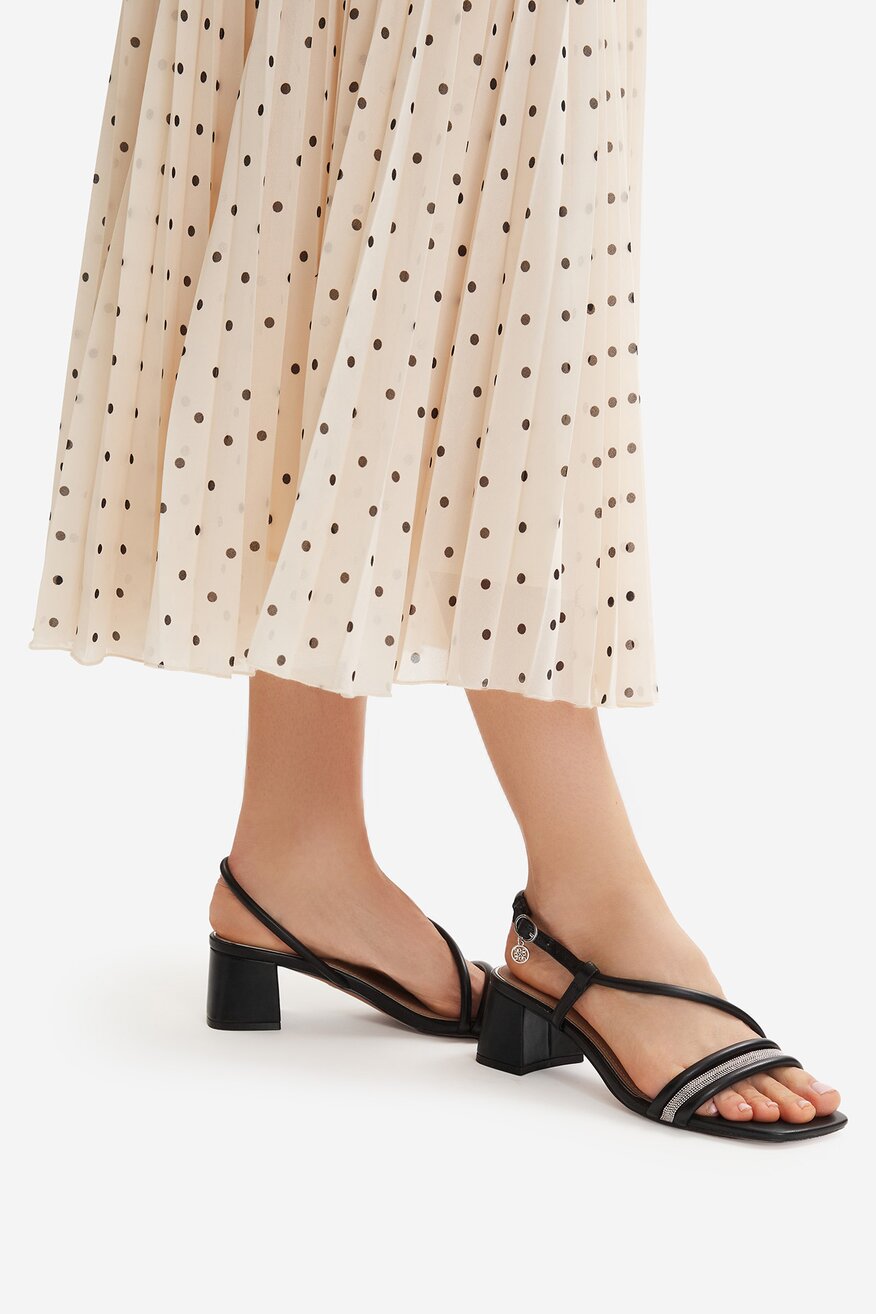 
                Сандалі NINE WEST ЧОРНИЙ - 5906751886984