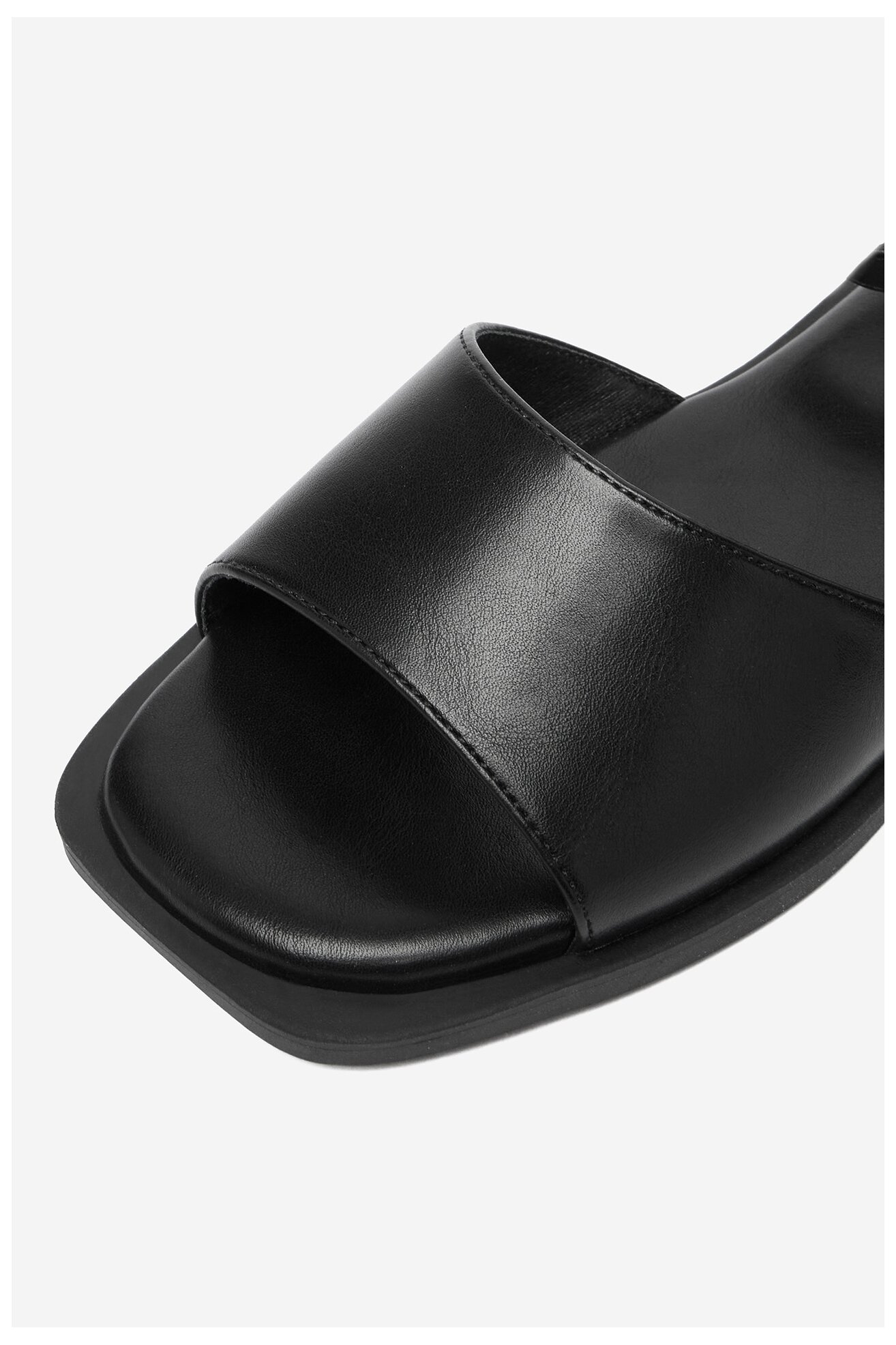 Sandały Jenny CEO-O-240725-1 Czarny