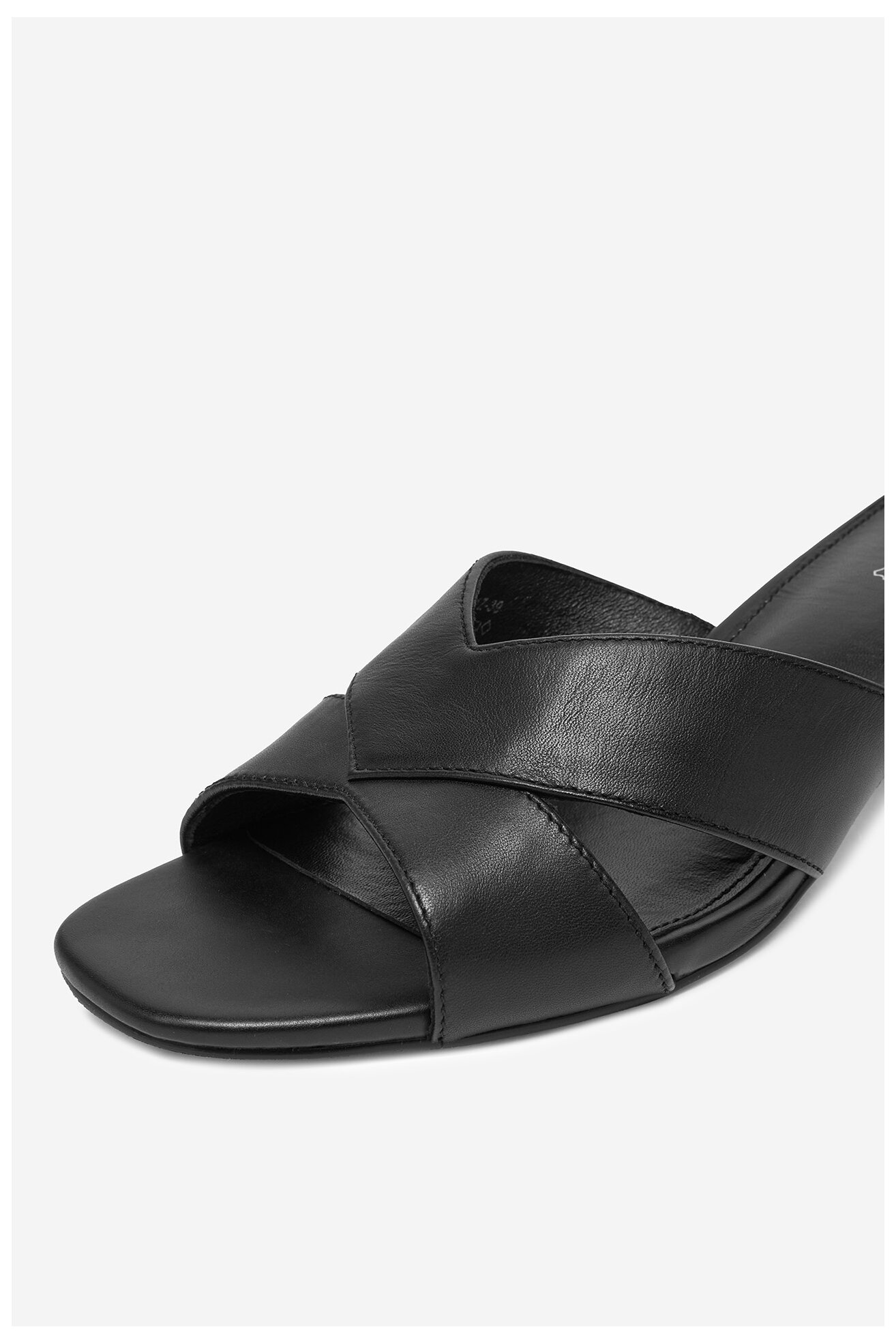 Șlapi Lasocki WYL3454-11Z NEGRU