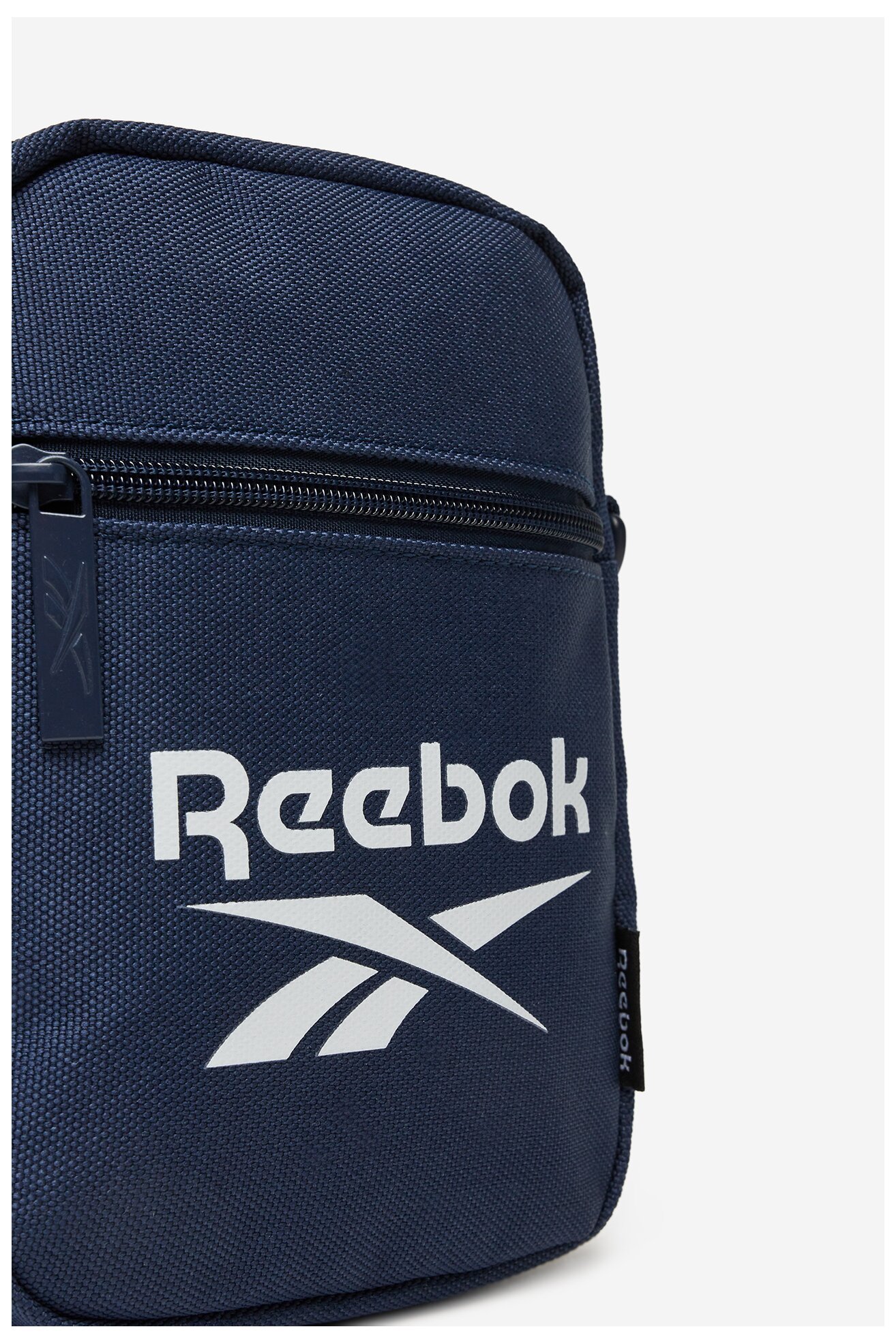 Pánská taška Reebok RBK-010-CCC-06 TMAVĚ MODRÁ