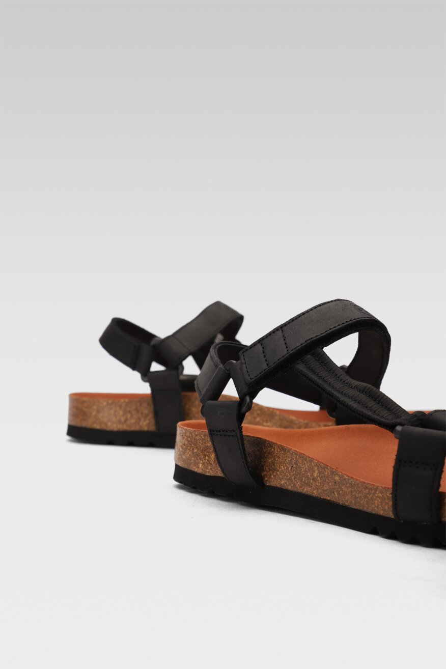 Scholl - Skórzane sandały czarne - 5903698388571