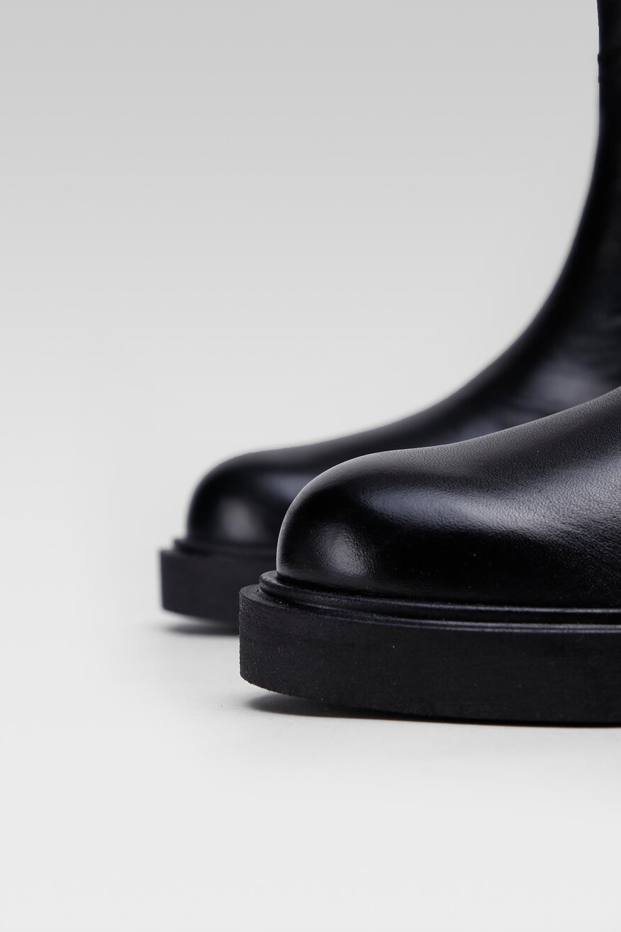 
                Gino Rossi - Skórzane kozaki z aplikacją - 5903698981697