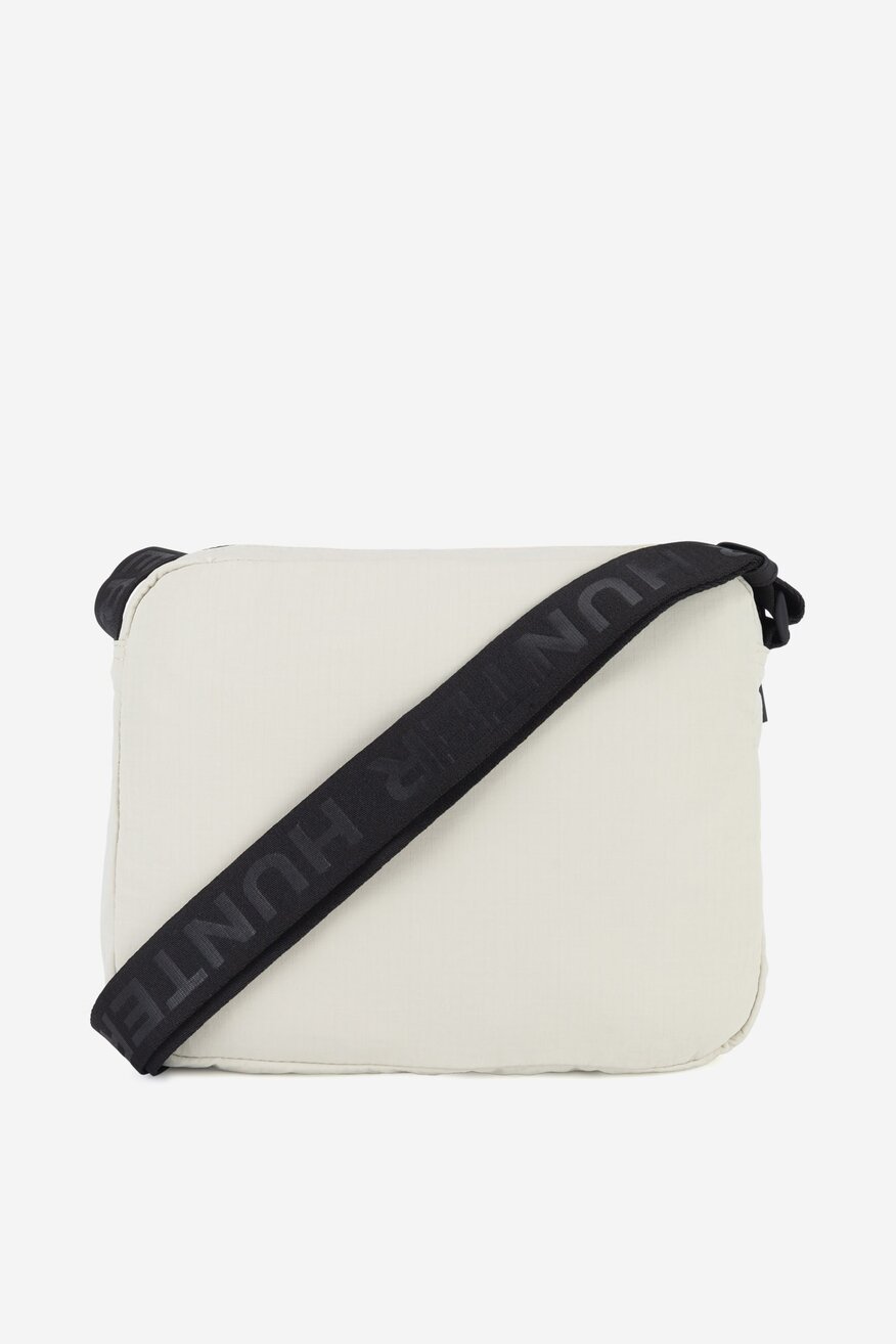 
                HUNTER - Średnia torebka crossbody - 5905588831099