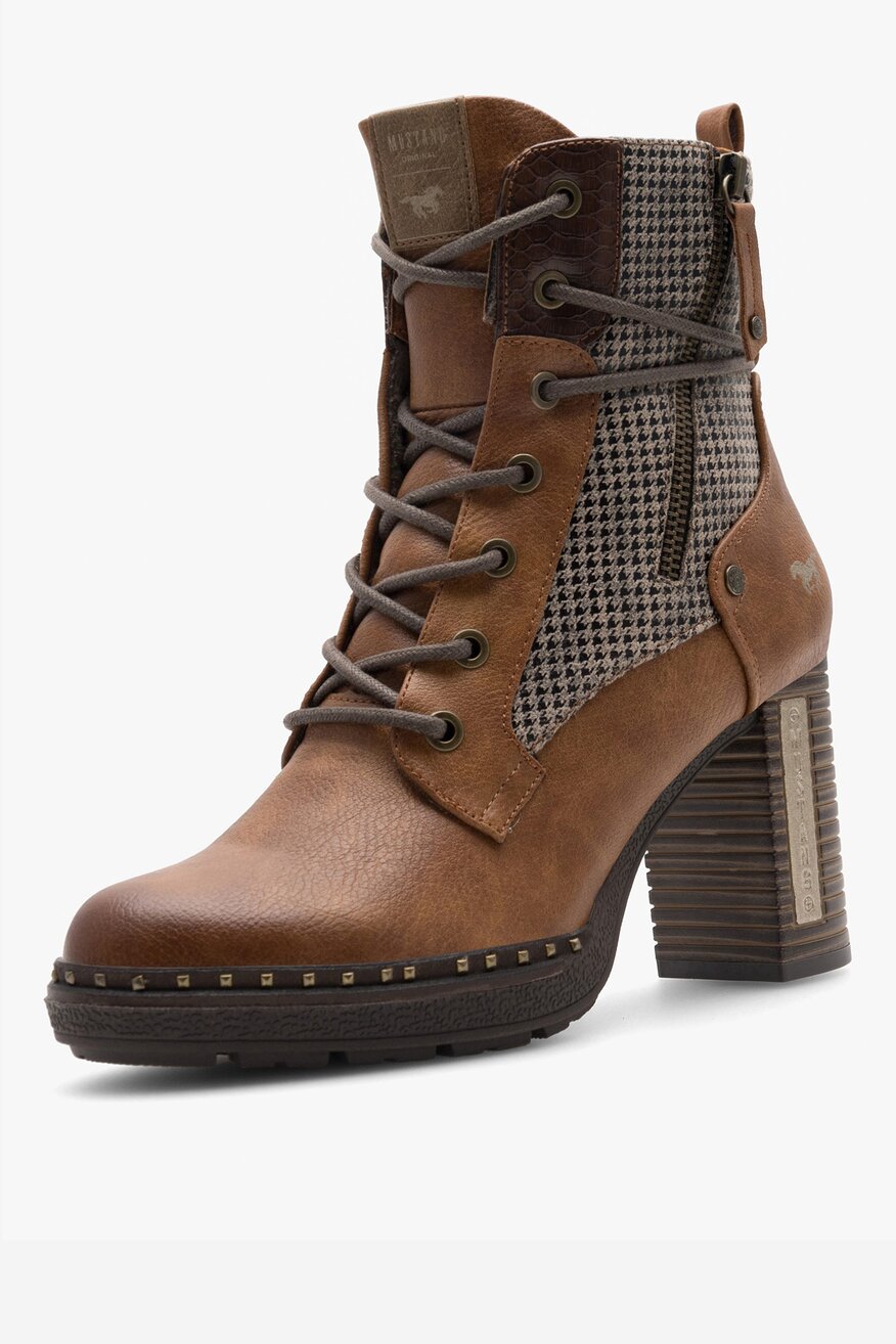 
                Csizma Mustang BARNA - 5905588861065