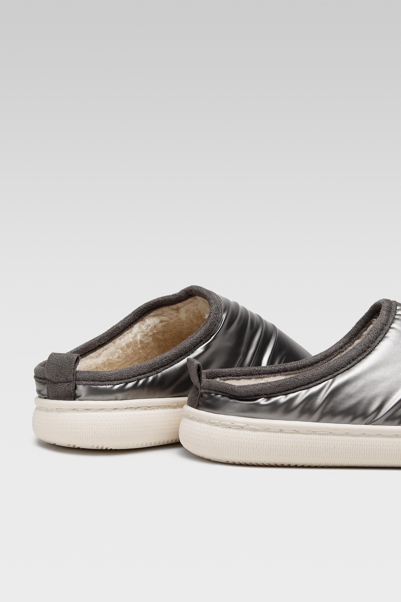 Kapcie Home&Relax P75020A Srebrny