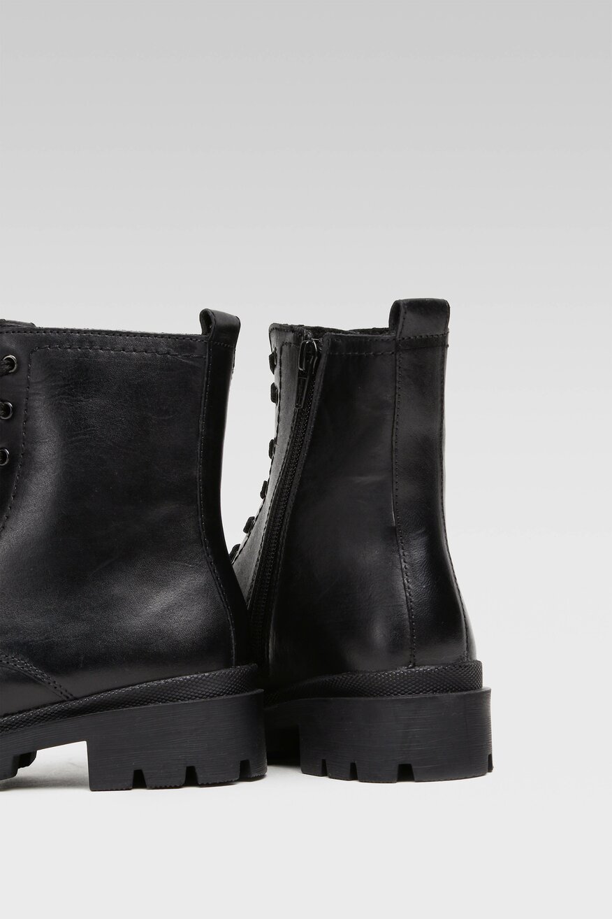 
                Lasocki Young - Trzewiki skórzane - 5904862275109