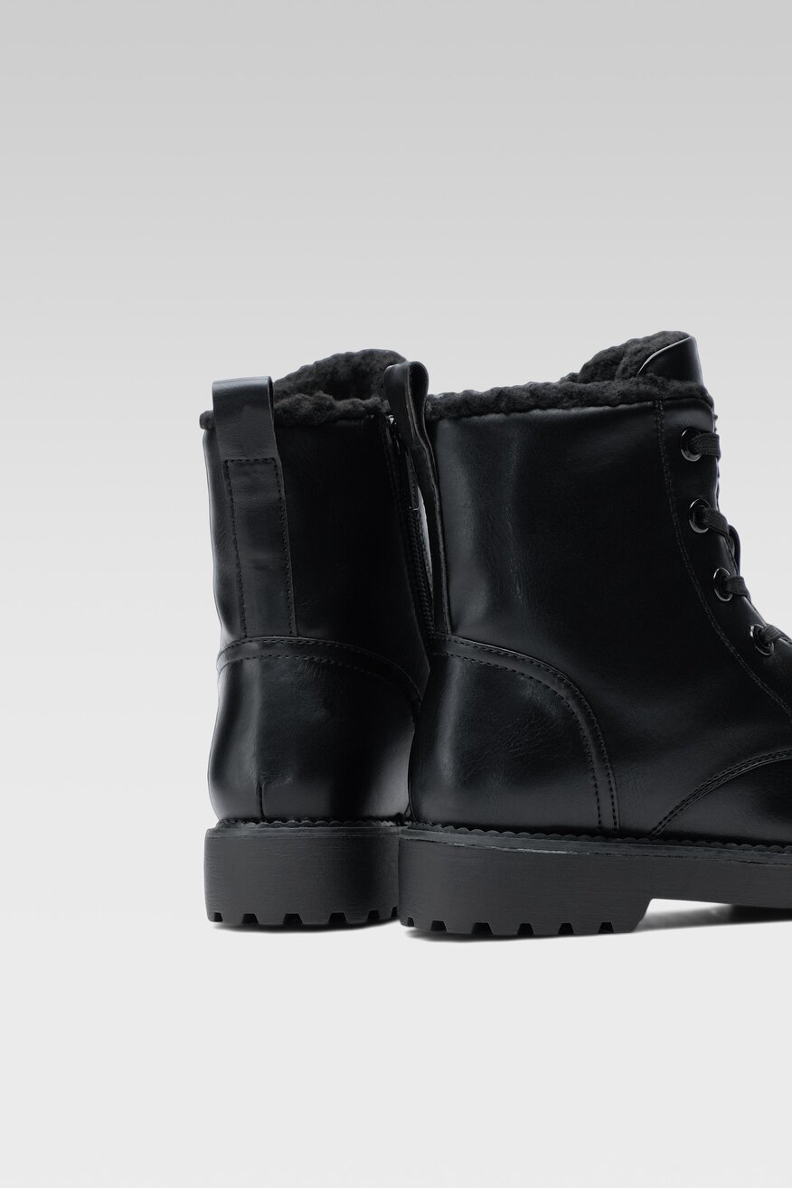 
                Clara Barson - Trzewiki ocieplane - 5904862250465