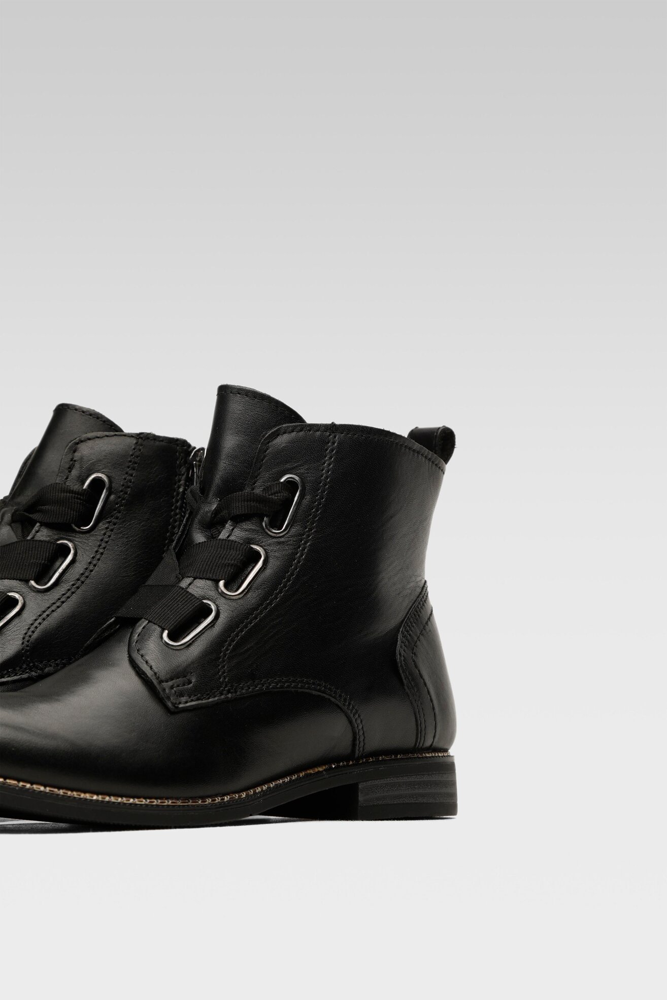 Trzewiki Lasocki OCE-LINDA-08 Czarny