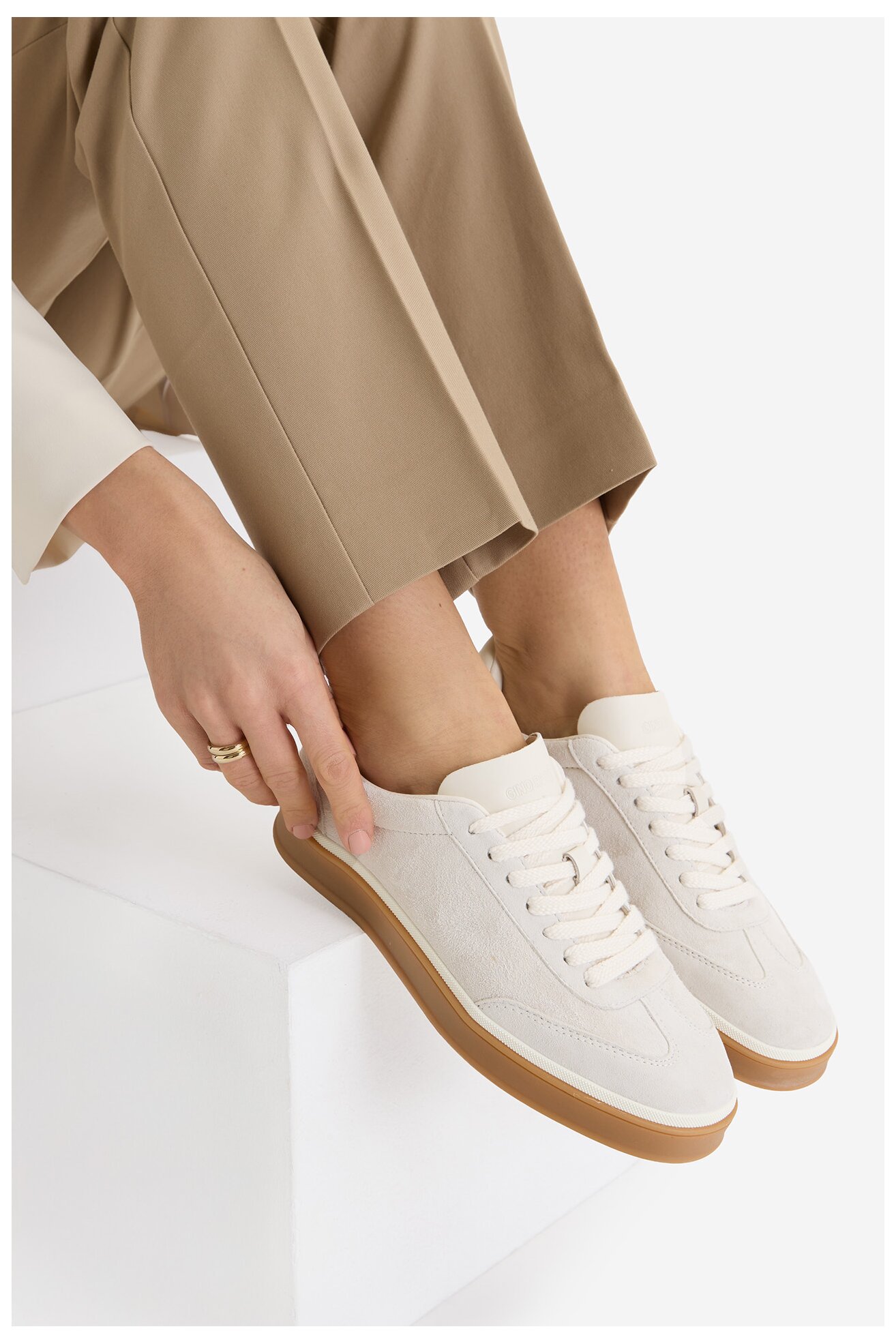 Półbuty Gino Rossi EO-GRW03 Beżowy