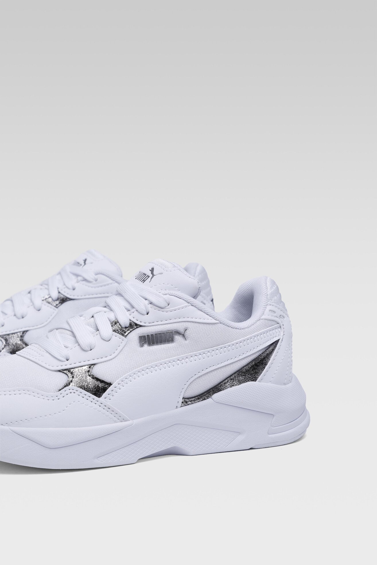 Obuwie sportowe Puma X-RAY SPEED LITE WNS RAW METALLICS 38484801 Biały