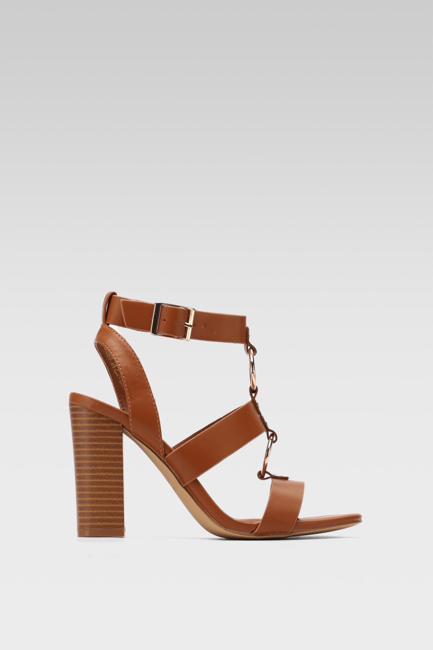 
                Jenny Fairy - Sandały na obcasie brązowe - 5903698489810