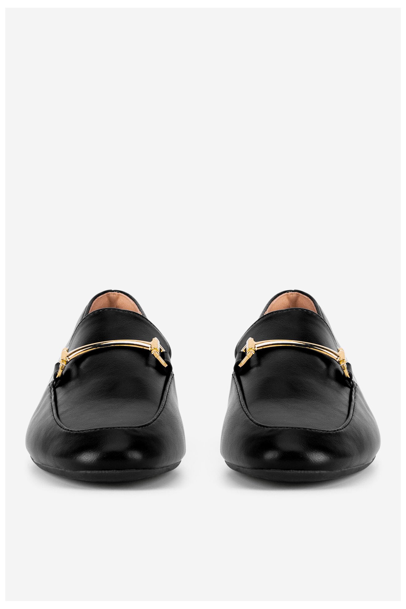 Mokaszin Jenny R195507347 FEKETE