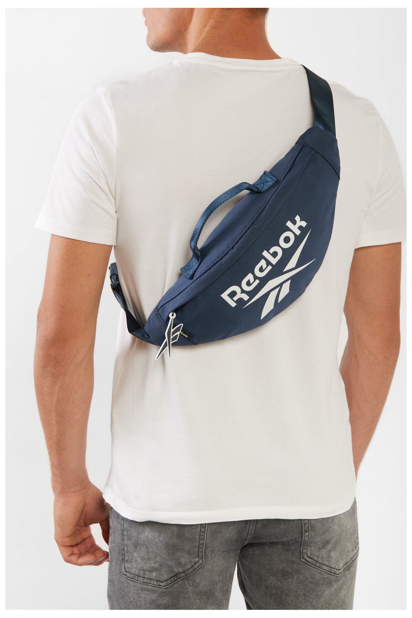 Geantă de mână Reebok RBK-039-CCC-05 BLEUMARIN