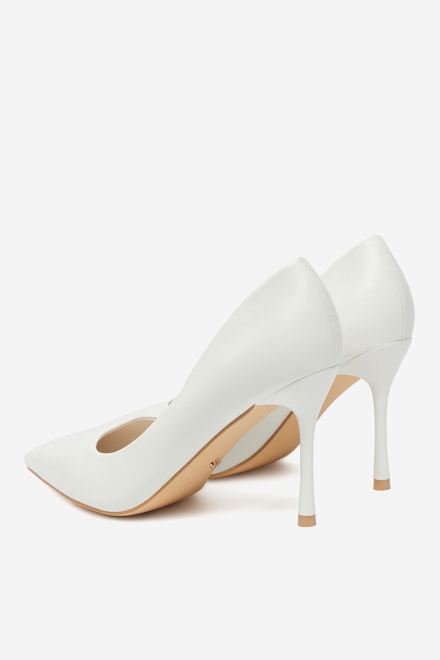 
                DeeZee - Czółenka na szpilce - 5906751082812