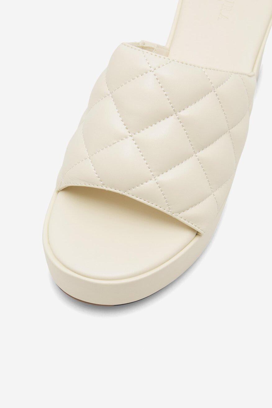 
                Джапанки Badura КРЕМАВ - 5905588380696