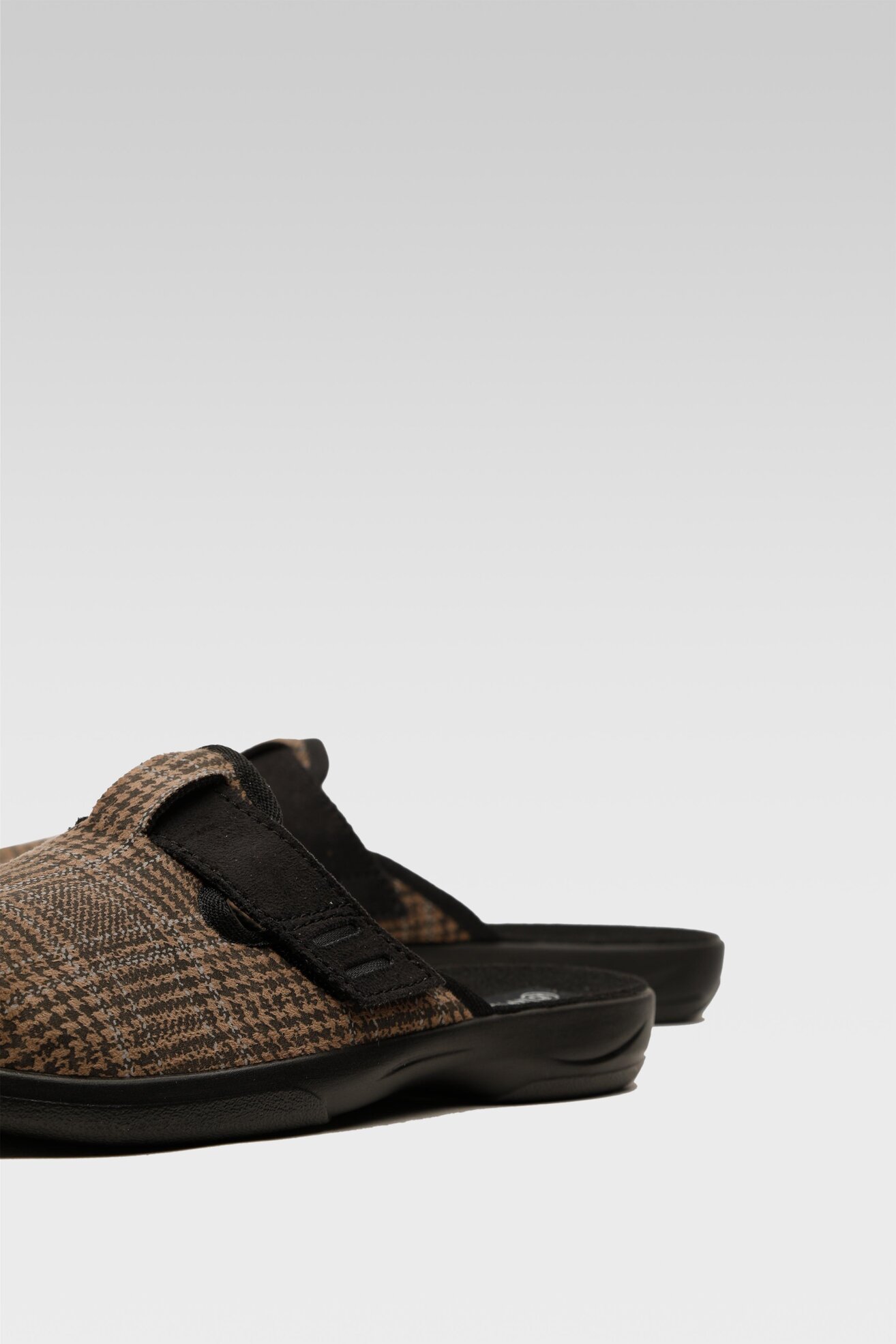 Kapcie Home&Relax ART-020-REG Brązowy