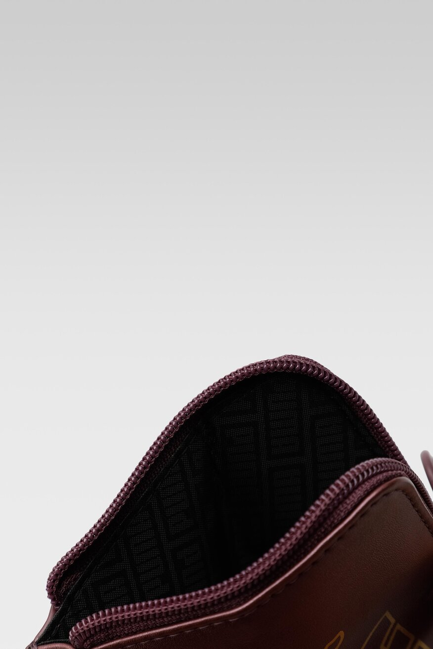 
                Младежка чанта Puma ВИОЛЕТОВ - 5904248977931