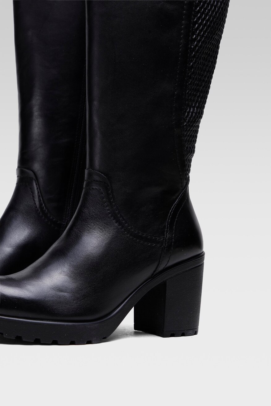 
                Lasocki - Skórzane kozaki czarne - 5904248142841