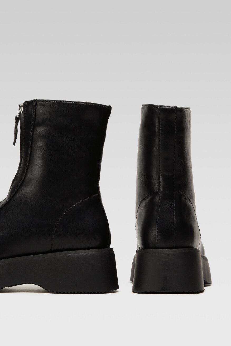 
                Jenny Fairy - Botki czarne - 5904862246321