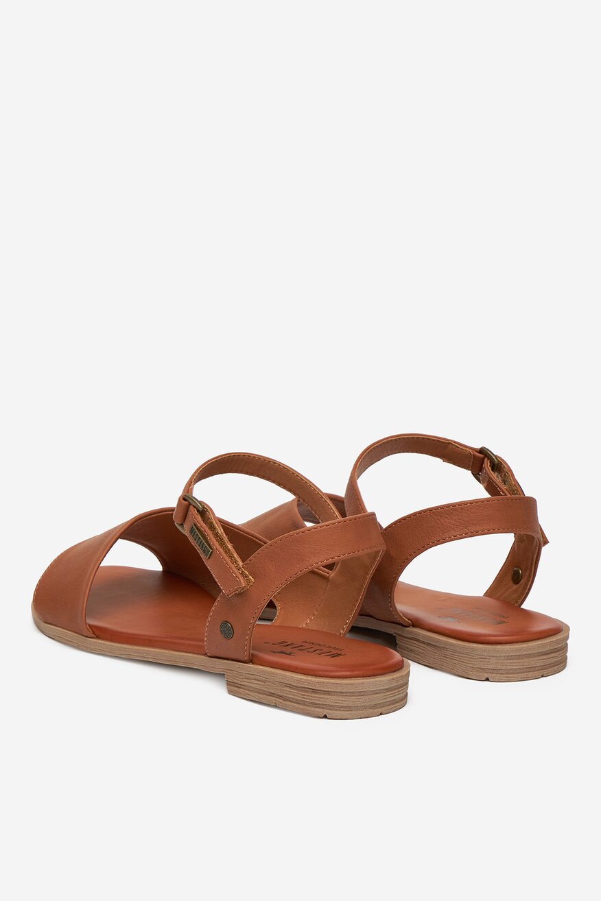 Szandál Mustang VILÁGOSBARNA - 5906751035160
