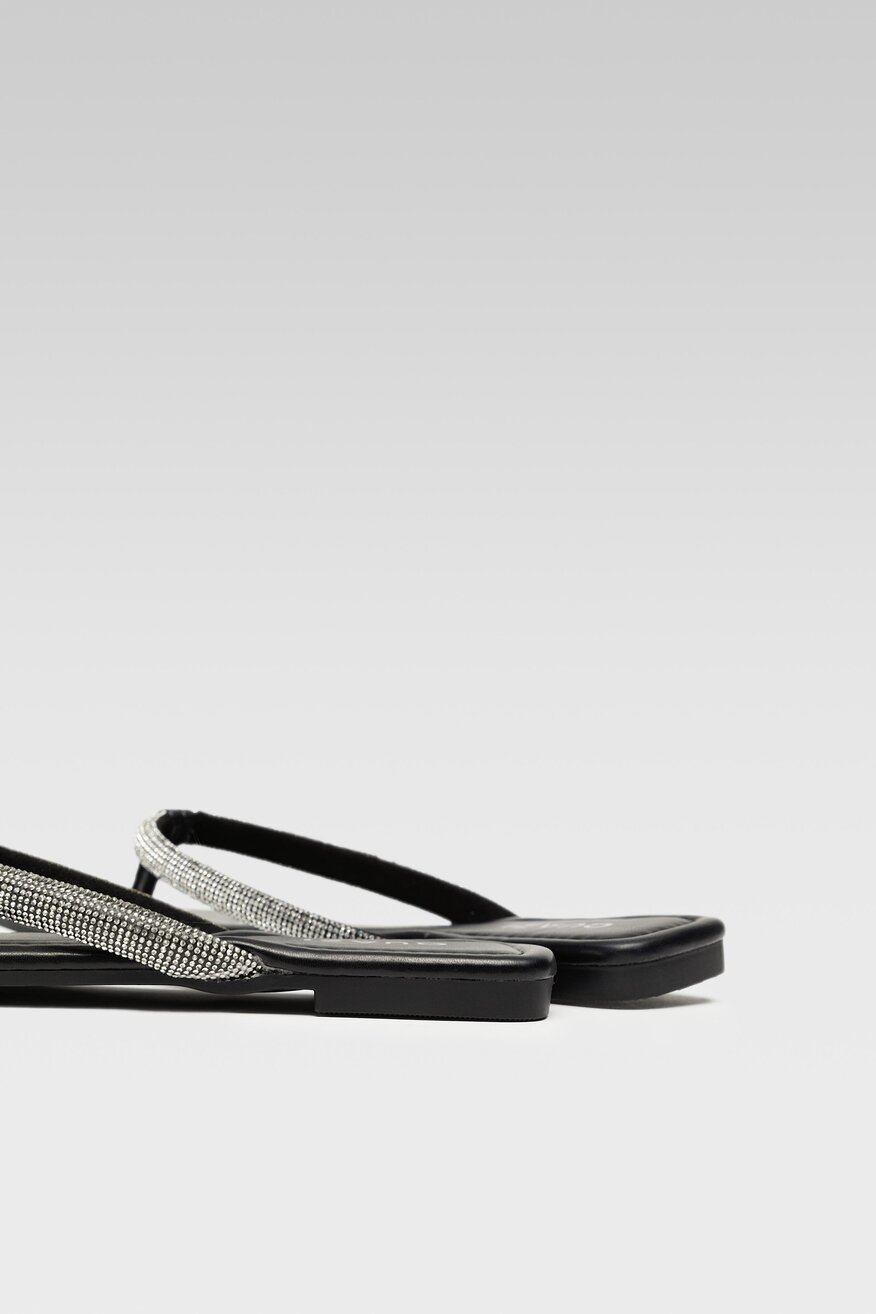 
                Шльопанець Quazi ЧОРНИЙ - 5904248706999