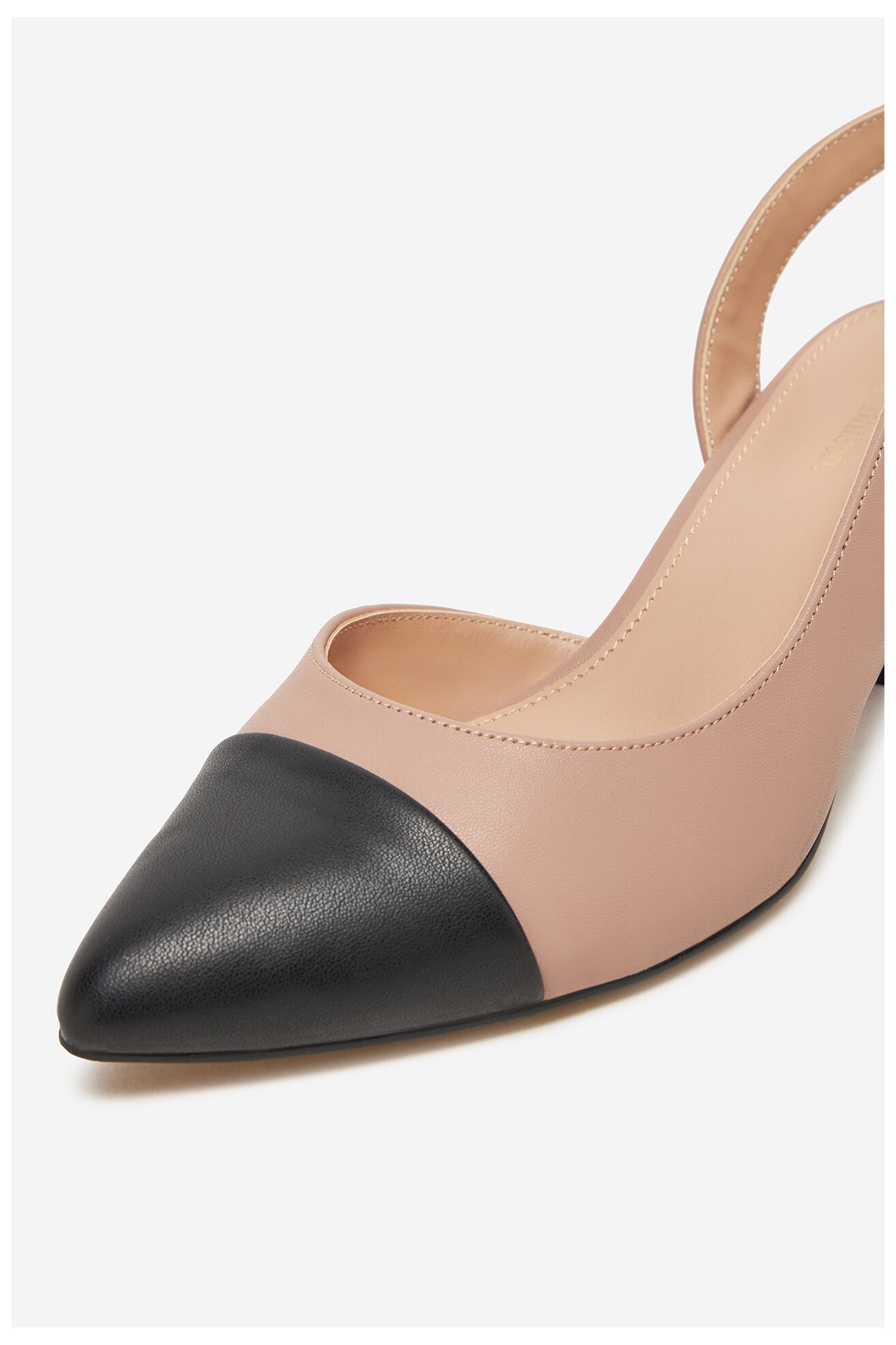 Körömcipő Clara Barson RACHELLE WYL3262-3 BÉZS