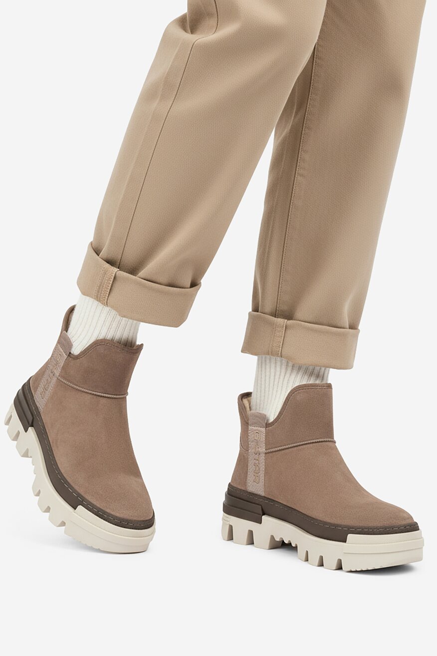 
                Kratke čizme G-STAR RAW SIVA - 5906751456828