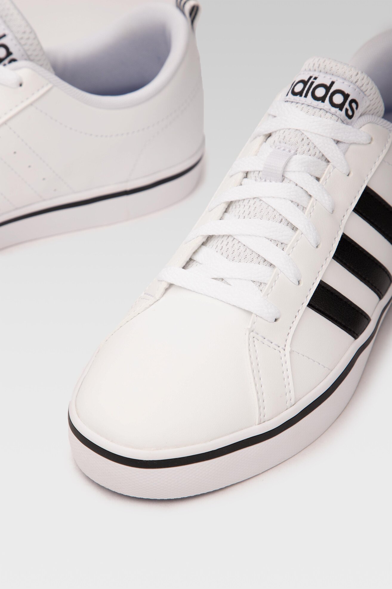 Sportska obuća adidas VS PACE FY8558 BELA