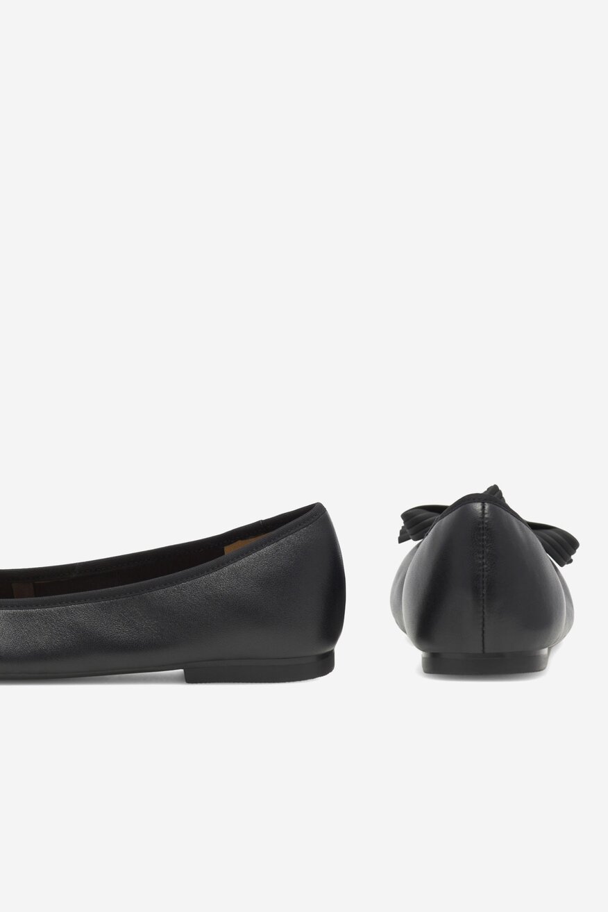 
                Gino Rossi - Baleriny skórzane - 5906751610541