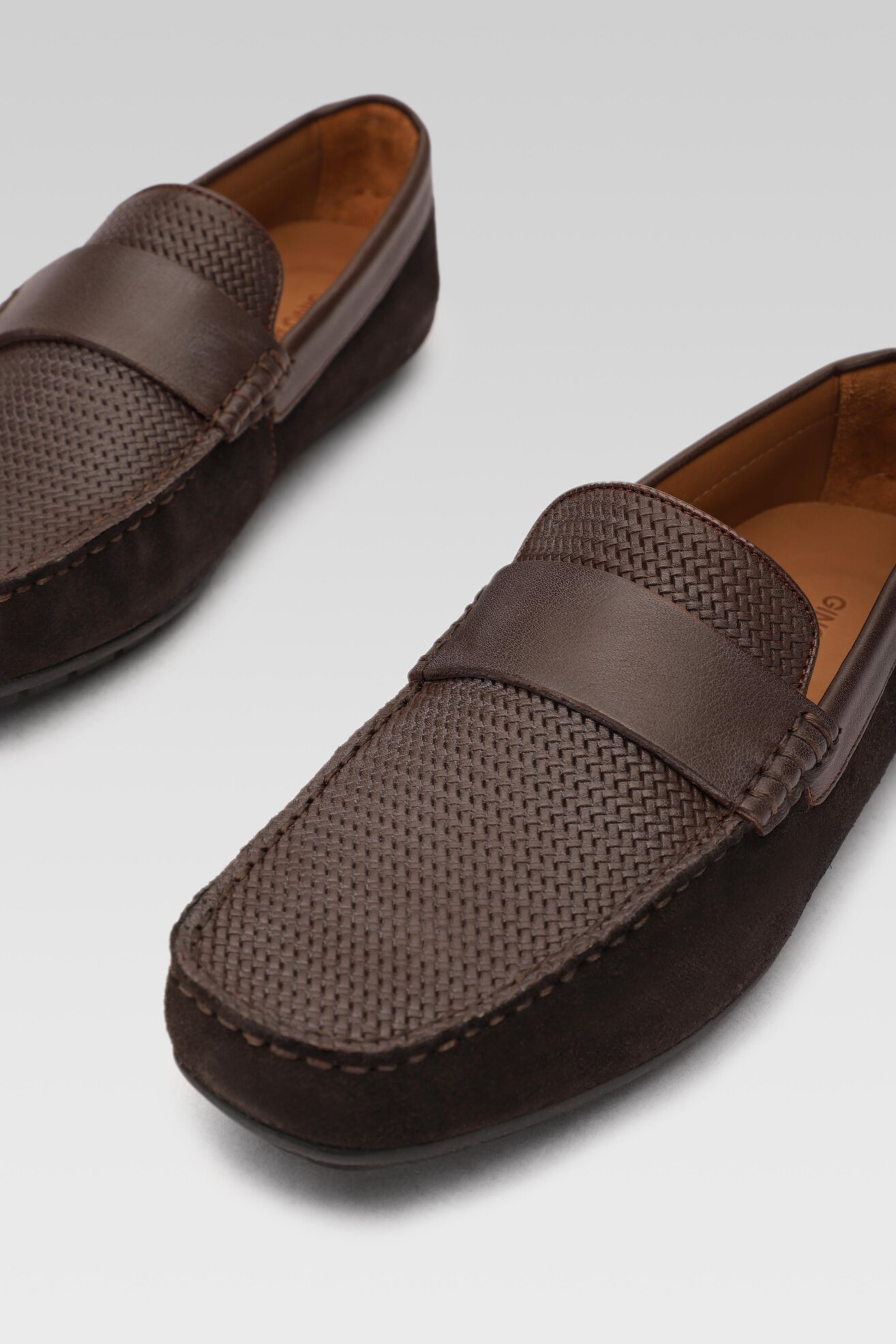 Półbuty Gino Rossi 120AM0691 Brązowy