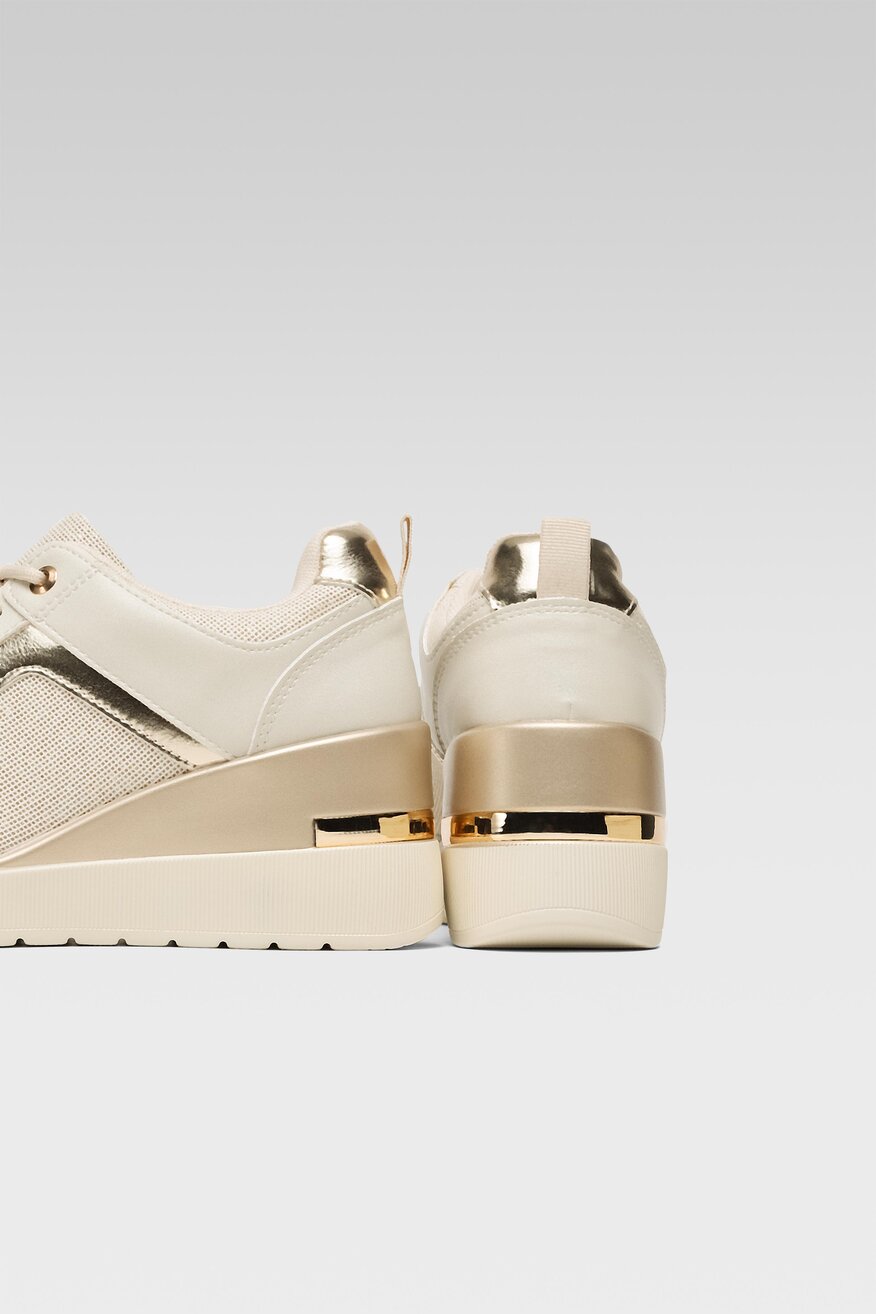 
                Кросівки Clara Barson БЕЖЕВИЙ - 5904862601700