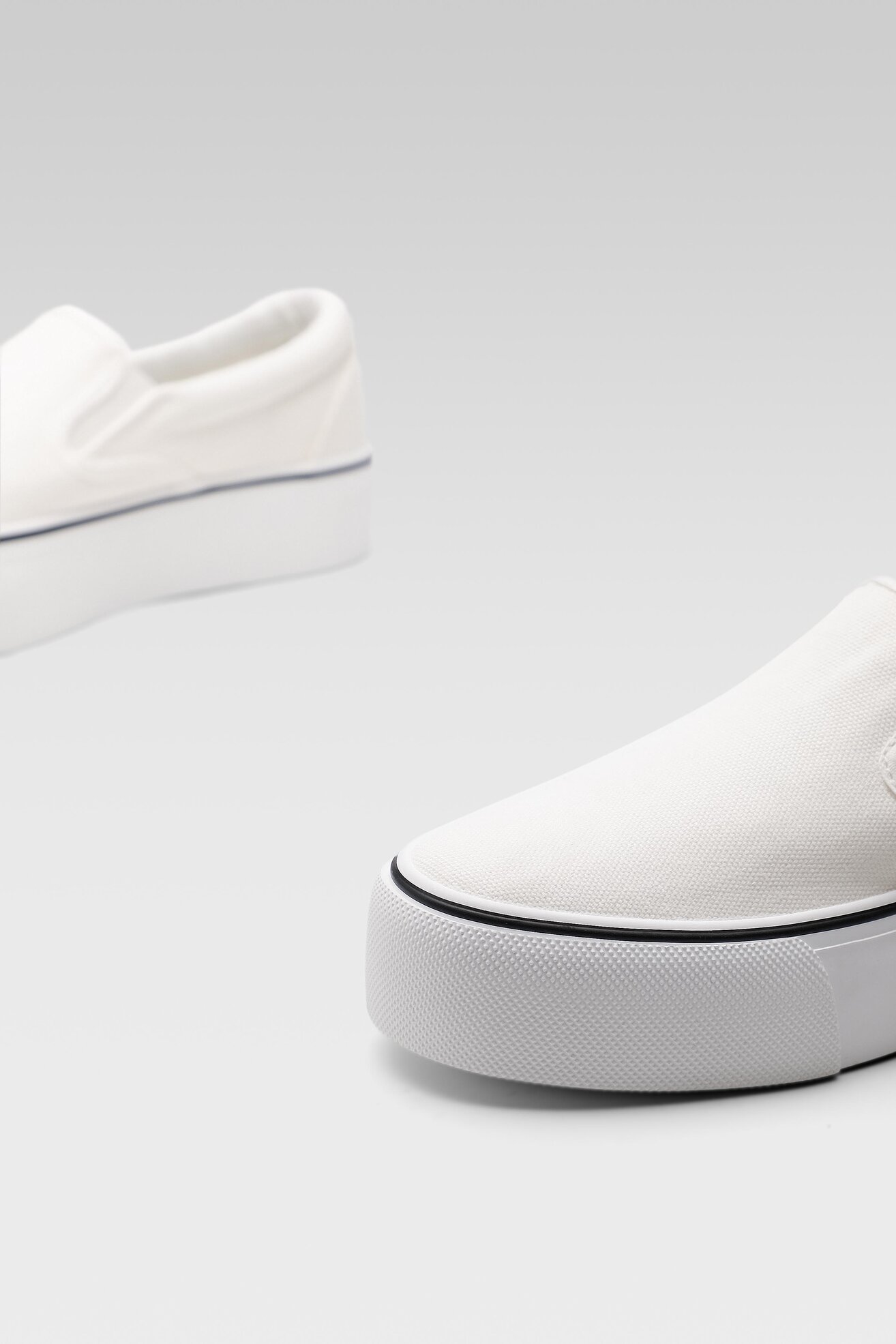 Trampki Jenny Fairy BUBBY BSK130612-01 Biały