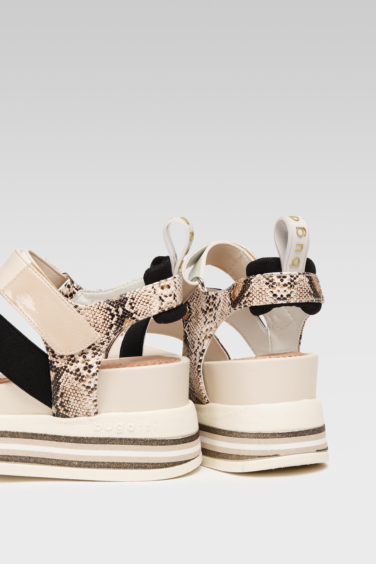 Sandały Bugatti 431-91483-5058-5281 Beżowy