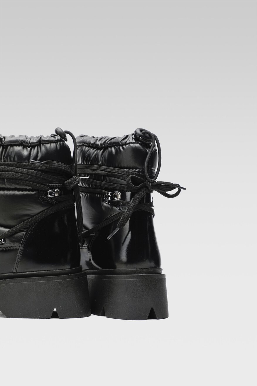 
                Ghete Lasocki NEGRU - 5904862281124