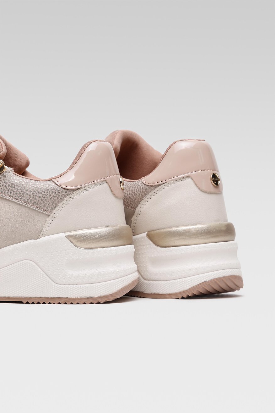 
                Tamaris - Sneakersy zamszowe - 5903698968827