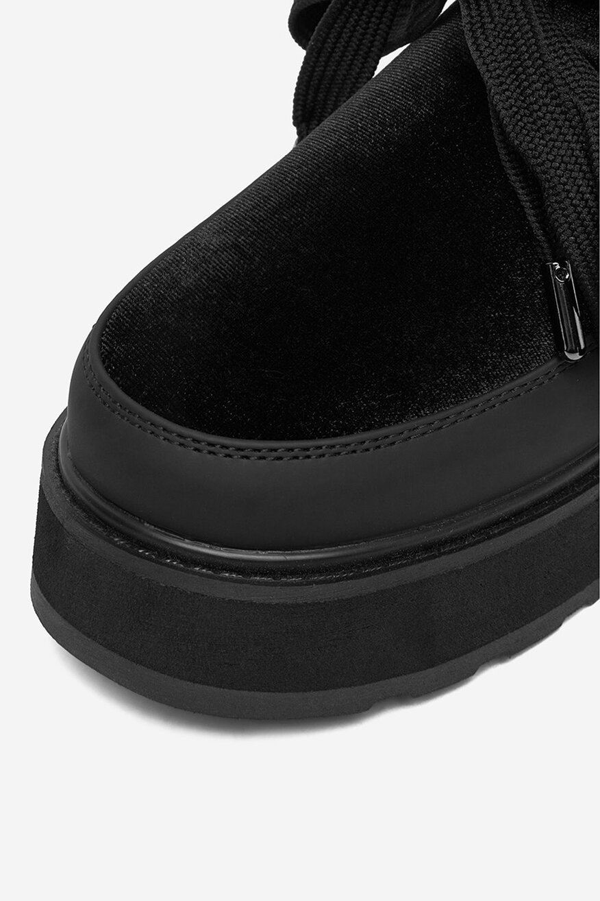 
                Боти Juicy Couture ЧЕРЕН - 5906751525227