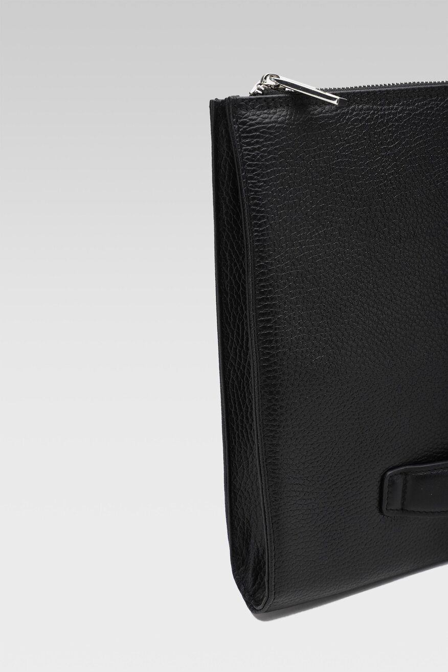 
                Gino Rossi - Etui na laptopa skórzane czarne - 5903698828244