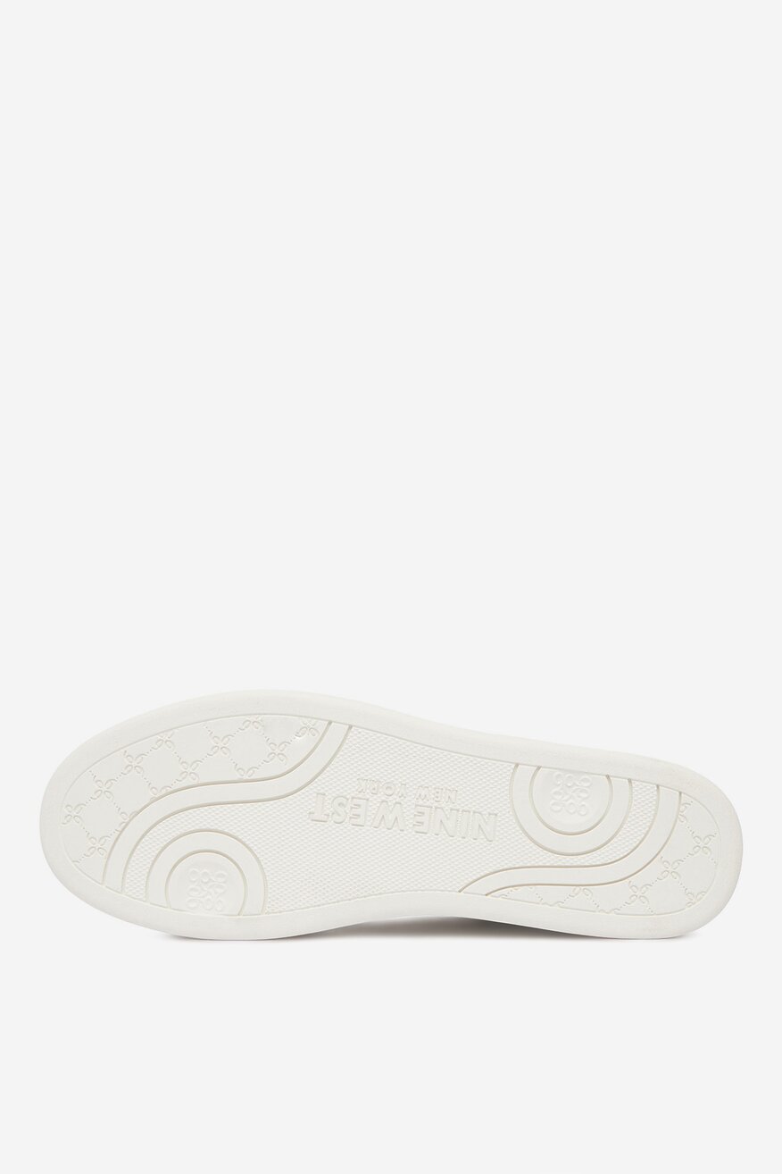 
                NINE WEST - Sneakersy - 5906751870822