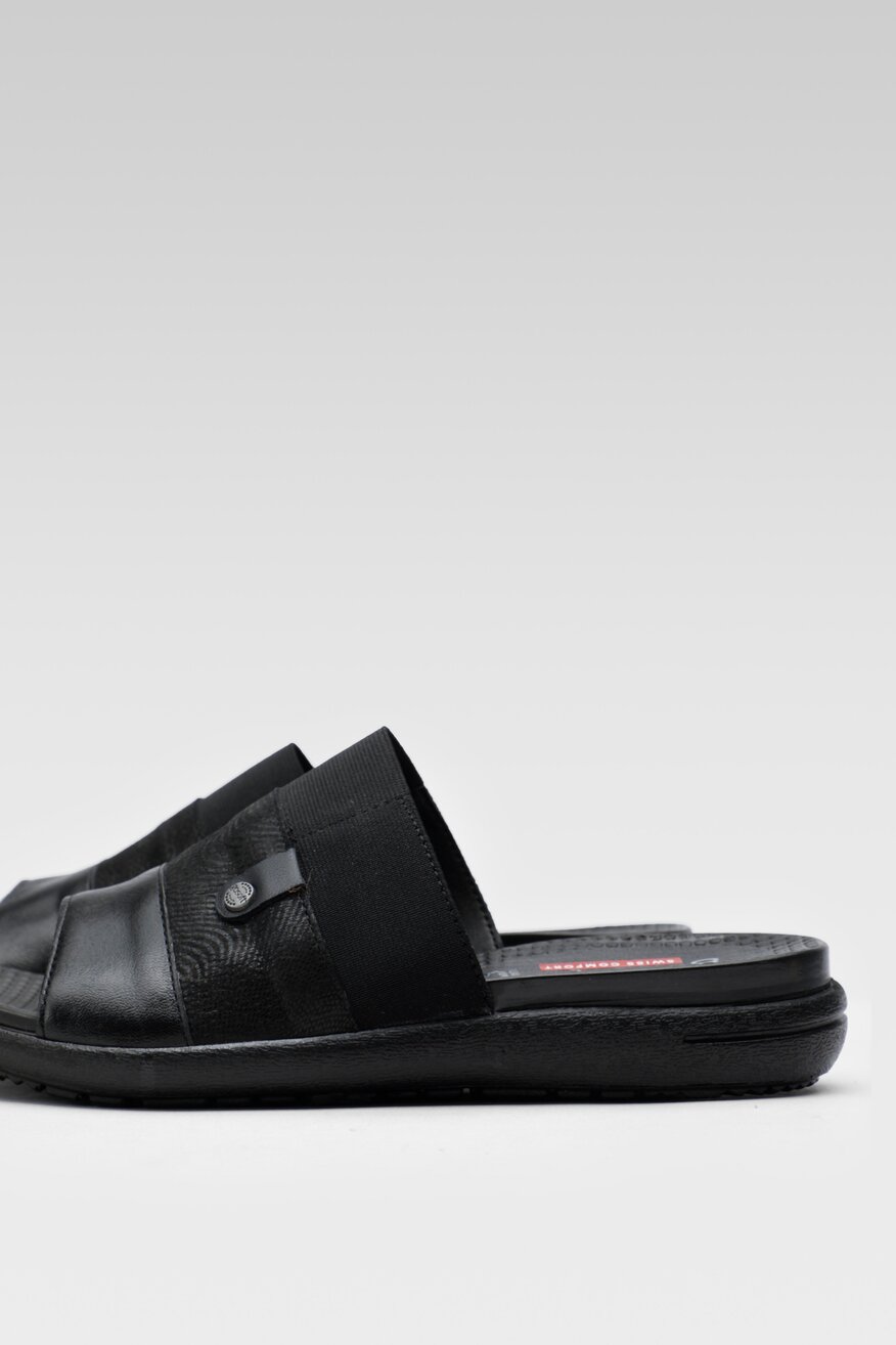 
                Go Soft - Skórzane klapki czarne - 5904248649852