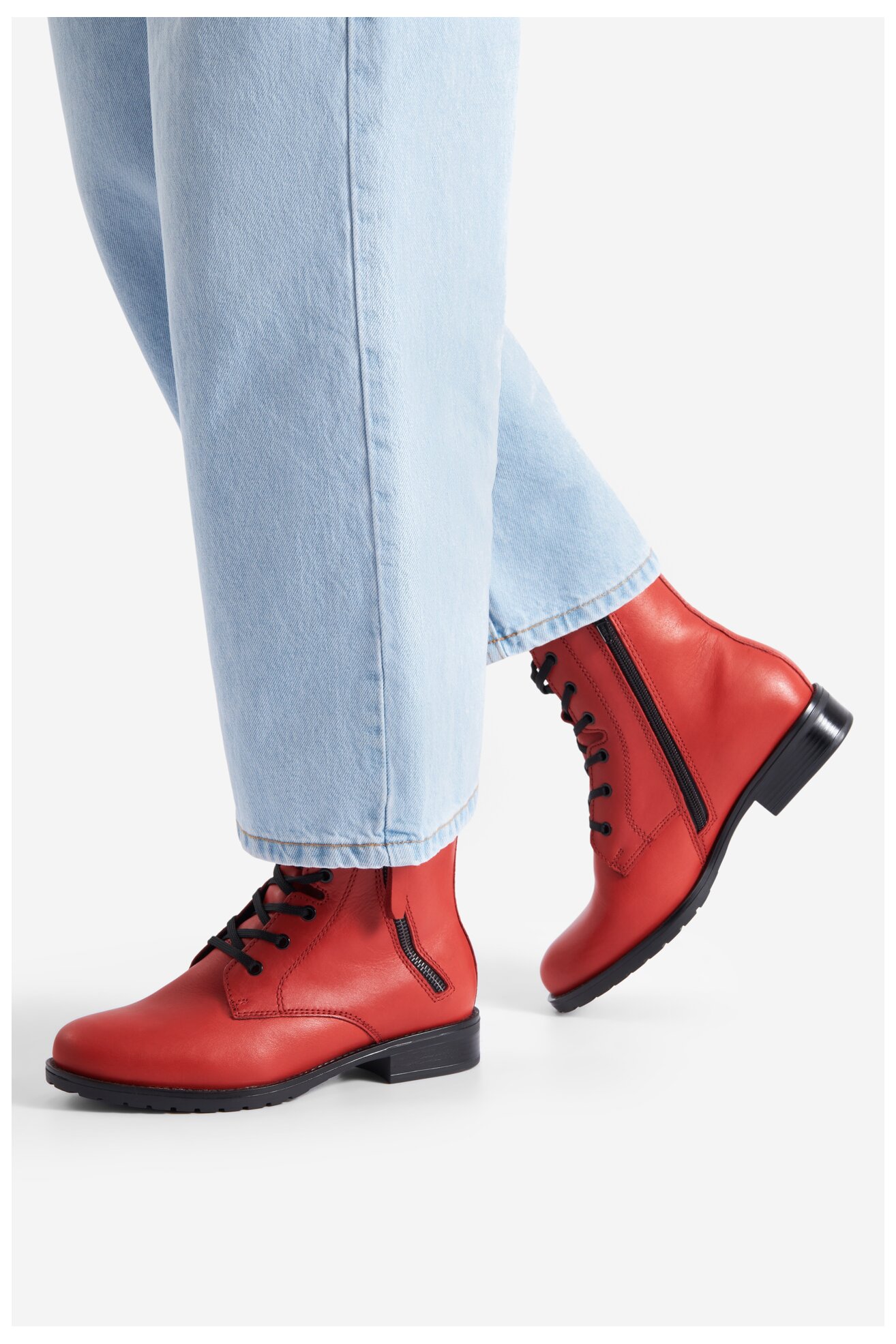 Duboke cipele Lasocki WI16-CORA-16 CRVENA