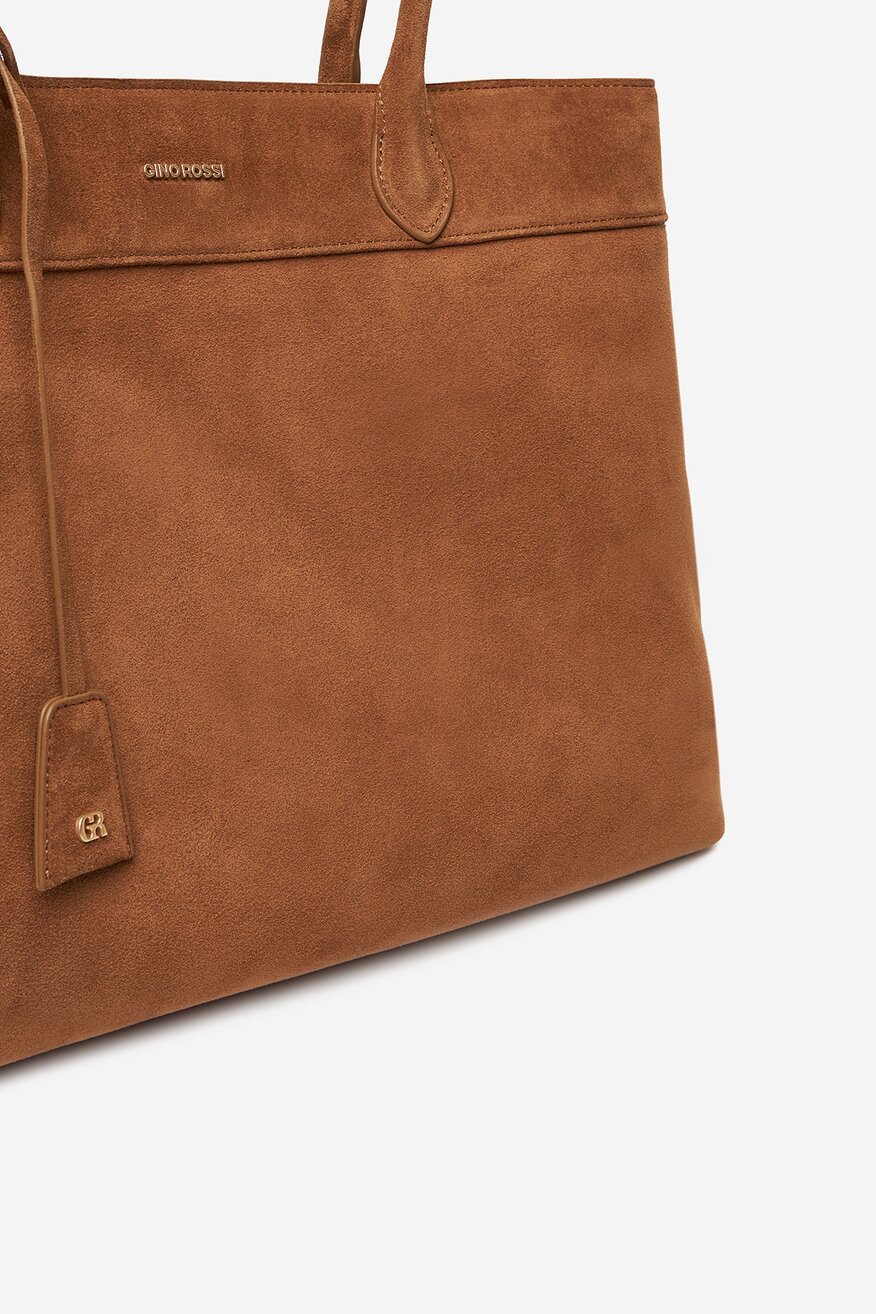 
                Дамска чанта Gino Rossi КАМЕЛ - 5906751377468