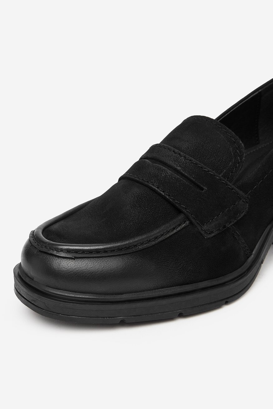 Lasocki - Loafersy skórzane na obcasie - 5906751262597