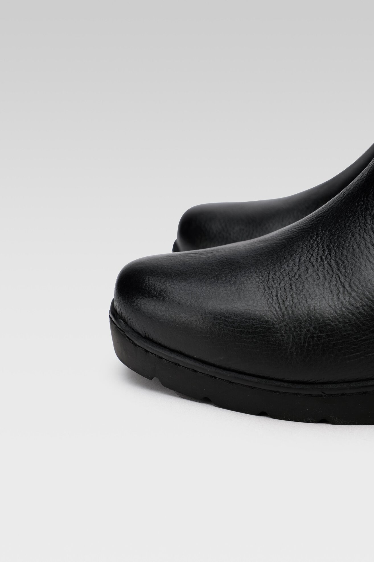 Csizma Go Soft WI23-WARUNA-06 FEKETE